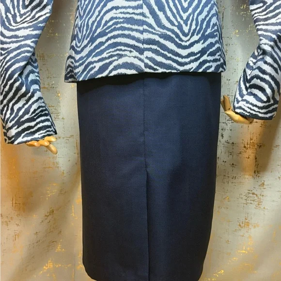 Isabella Navy and Gray Zebra Print Blazer - Picture 5 of 10